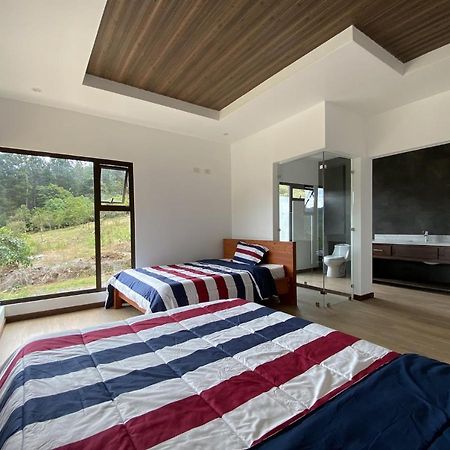 Arte De Plumas Birding Lodge Cartago Luaran gambar