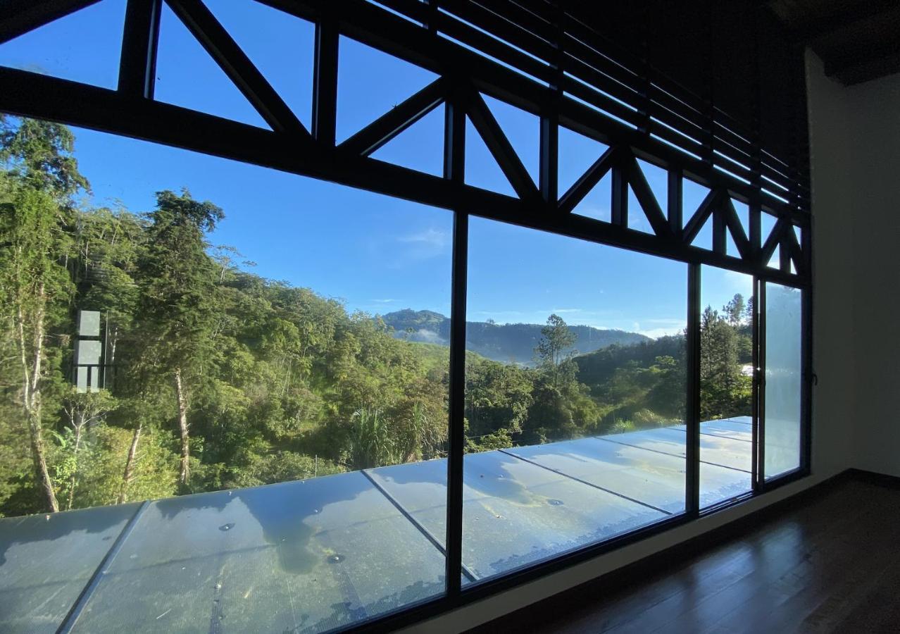 Arte De Plumas Birding Lodge Cartago Luaran gambar