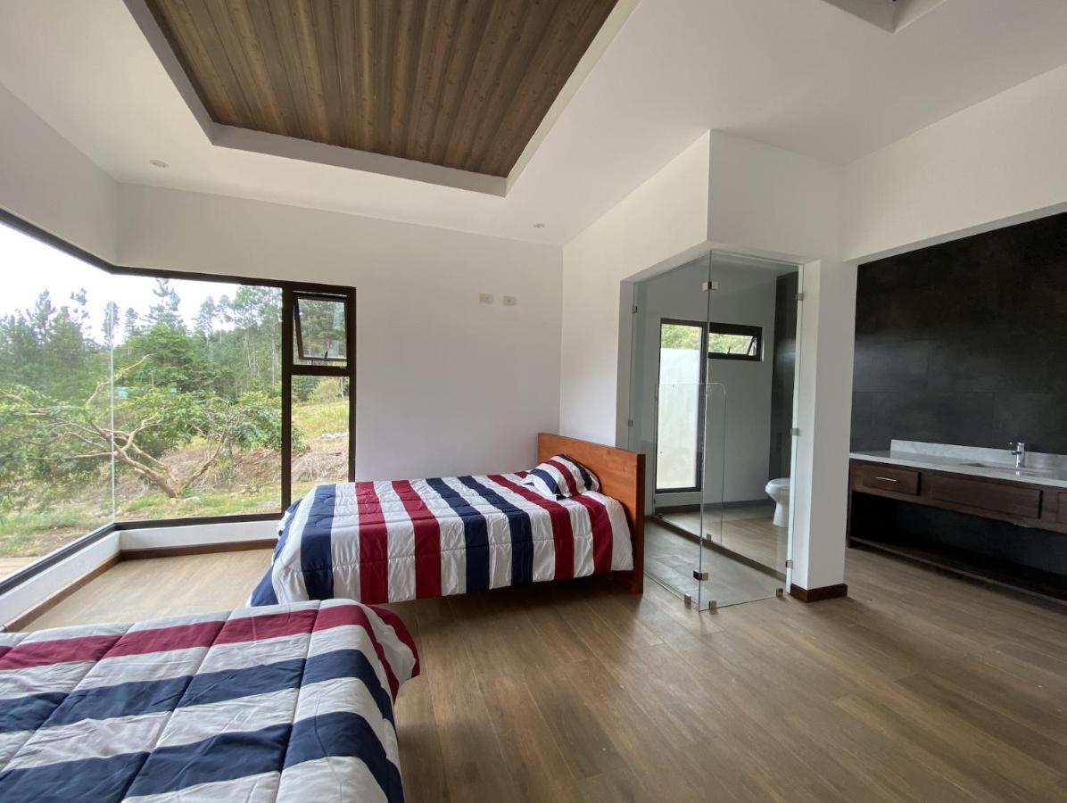 Arte De Plumas Birding Lodge Cartago Luaran gambar