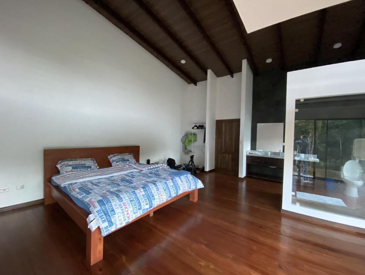 Arte De Plumas Birding Lodge Cartago Luaran gambar